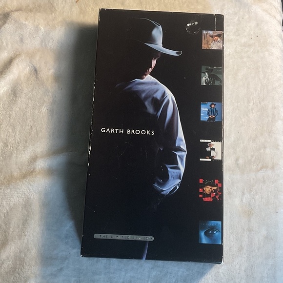 Other - Garth Brooks The Limited Series Box Set six disc